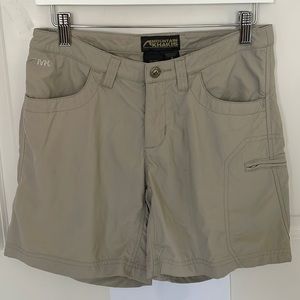 Mountain Khaki Women’s Snake River Shorts 4
